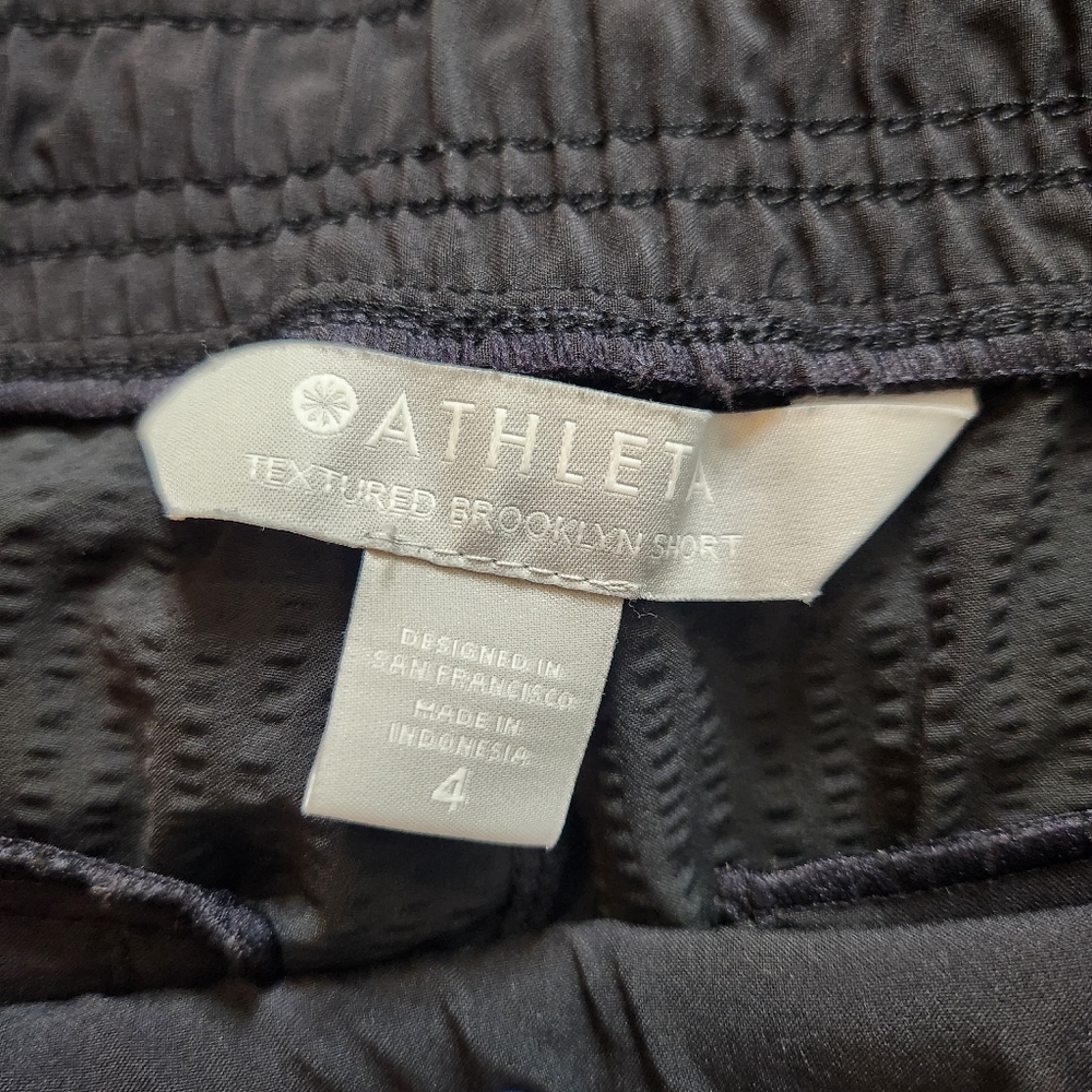 Athleta Textured Brooklyn Shorts In Black Size 4 - Picture 4 of 8